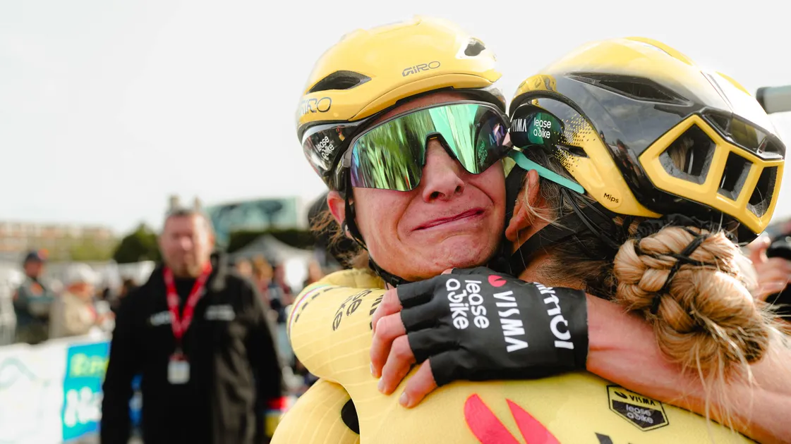 Marianne Vos arrivée Paris Roubaix