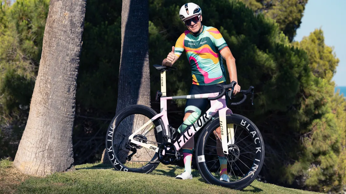 Chris Froome continue le vélo et est désormais ambassadeur Škoda We Love Cycling
