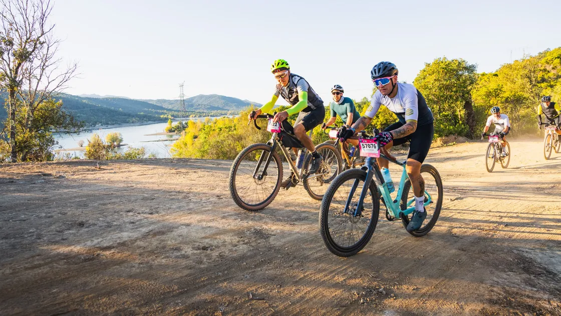Course gravel chemin 