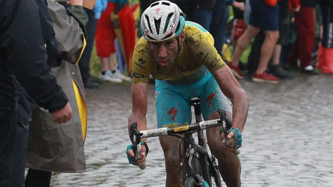 Nibali sur les pavés de Paris Roubaix